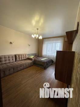 1-к квартира, посуточно, 42м2, 7/9 этаж