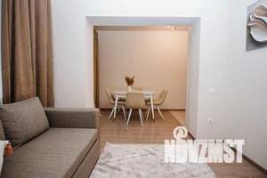 1-к квартира, посуточно, 50м2, 2/4 этаж