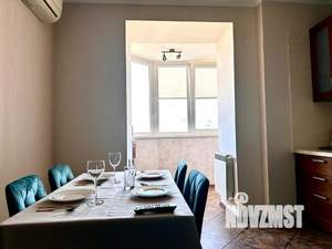 2-к квартира, посуточно, 68м2, 9/16 этаж