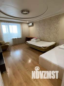 1-к квартира, посуточно, 40м2, 11/16 этаж