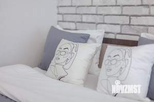 Студия квартира, посуточно, 33м2, 4/24 этаж