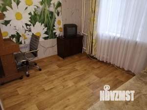 3-к квартира, посуточно, 54м2, 1/1 этаж