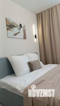 Студия квартира, посуточно, 32м2, 25/26 этаж