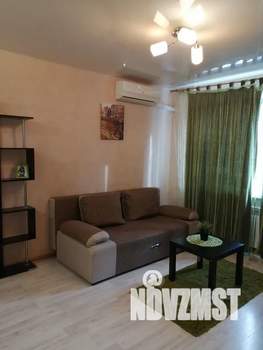 1-к квартира, посуточно, 40м2, 3/9 этаж