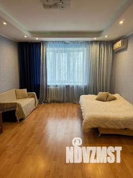 1-к квартира, посуточно, 42м2, 3/16 этаж