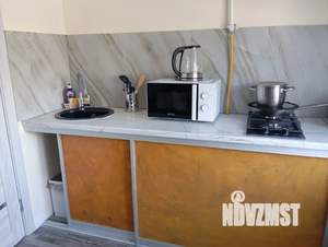 Студия квартира, посуточно, 28м2, 2/5 этаж