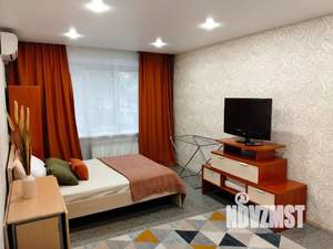 1-к квартира, посуточно, 33м2, 1/9 этаж