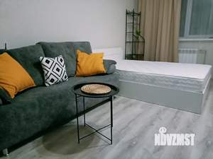 Студия квартира, посуточно, 30м2, 5/10 этаж