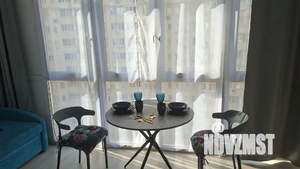 Студия квартира, посуточно, 35м2, 11/13 этаж