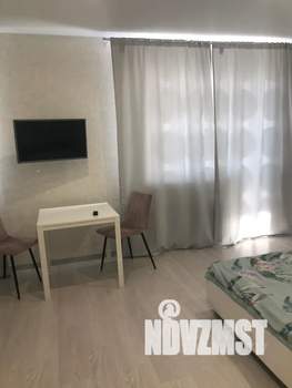 Студия квартира, посуточно, 45м2, 12/17 этаж