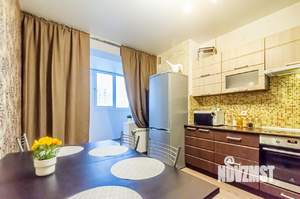 1-к квартира, посуточно, 43м2, 1/1 этаж