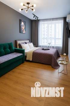 1-к квартира, посуточно, 37м2, 8/22 этаж