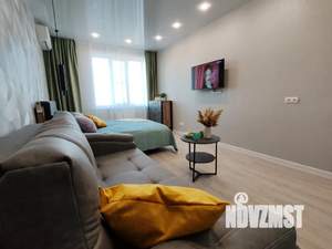 1-к квартира, посуточно, 42м2, 19/23 этаж