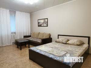 1-к квартира, посуточно, 40м2, 2/10 этаж