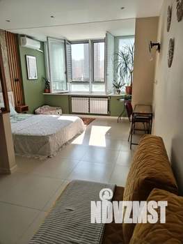 Студия квартира, посуточно, 33м2, 2/24 этаж