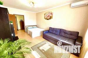 1-к квартира, посуточно, 50м2, 15/24 этаж