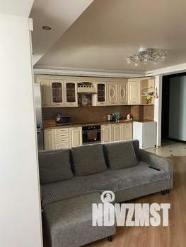 2-к квартира, посуточно, 69м2, 2/10 этаж