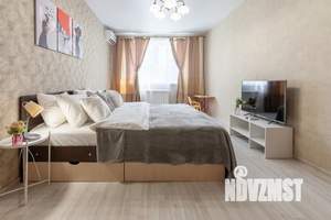 1-к квартира, посуточно, 47м2, 2/10 этаж