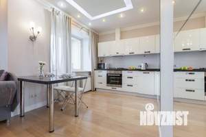 1-к квартира, посуточно, 49м2, 1/1 этаж