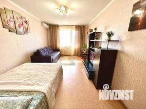 1-к квартира, посуточно, 50м2, 1/1 этаж