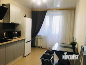 1-к квартира, посуточно, 50м2, 1/1 этаж