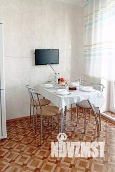 3-к квартира, посуточно, 80м2, 1/1 этаж