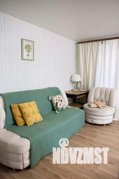 1-к квартира, посуточно, 44м2, 2/9 этаж