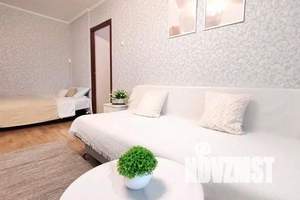 2-к квартира, посуточно, 46м2, 1/9 этаж