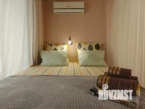 1-к квартира, посуточно, 50м2, 1/1 этаж