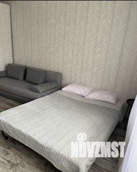 Студия квартира, посуточно, 30м2, 10/18 этаж