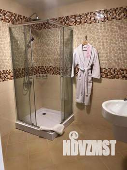 1-к квартира, посуточно, 49м2, 1/1 этаж