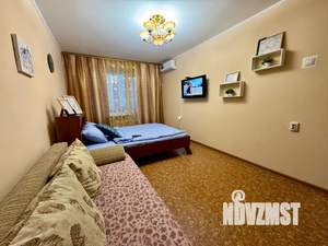 1-к квартира, посуточно, 37м2, 2/5 этаж