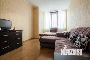 1-к квартира, посуточно, 44м2, 11/18 этаж