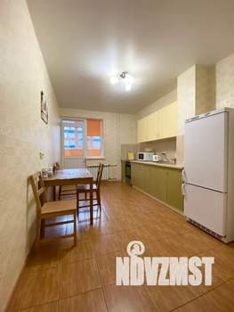 1-к квартира, посуточно, 50м2, 3/18 этаж