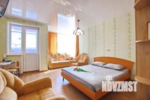 1-к квартира, посуточно, 35м2, 13/24 этаж