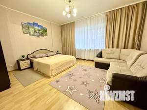 2-к квартира, посуточно, 72м2, 1/1 этаж
