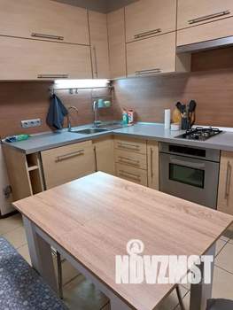 1-к квартира, посуточно, 35м2, 7/10 этаж