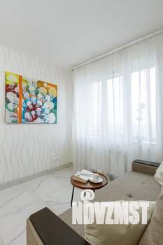 2-к квартира, посуточно, 70м2, 18/27 этаж