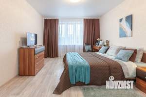 1-к квартира, посуточно, 38м2, 4/10 этаж