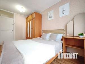 3-к квартира, посуточно, 56м2, 4/5 этаж