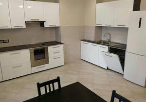 3-к квартира, на длительный срок, 110м2, 3/16 этаж