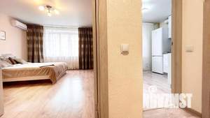 1-к квартира, посуточно, 38м2, 8/10 этаж