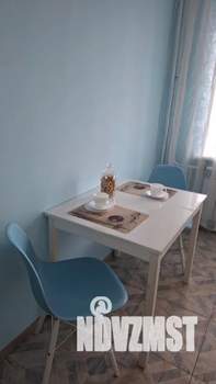 1-к квартира, посуточно, 38м2, 15/16 этаж
