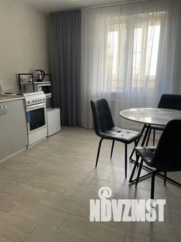 1-к квартира, посуточно, 40м2, 5/26 этаж