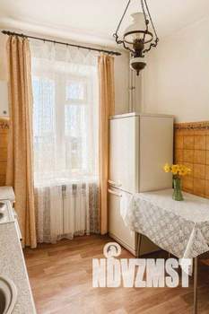 2-к квартира, посуточно, 55м2, 1/1 этаж