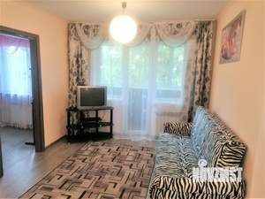 2-к квартира, посуточно, 45м2, 1/1 этаж