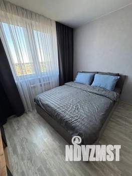 1-к квартира, посуточно, 42м2, 9/16 этаж