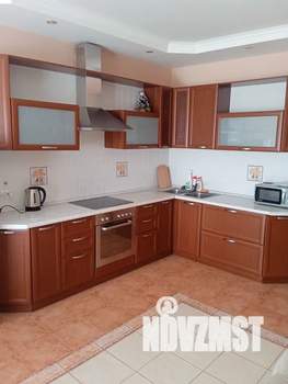 1-к квартира, посуточно, 60м2, 9/10 этаж