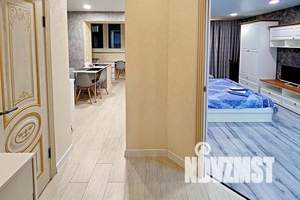 1-к квартира, посуточно, 40м2, 6/10 этаж