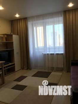 Студия квартира, посуточно, 30м2, 10/18 этаж